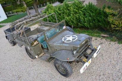 C1941 DODGE WC 52 AVEC REMORQUE 
Châssis...