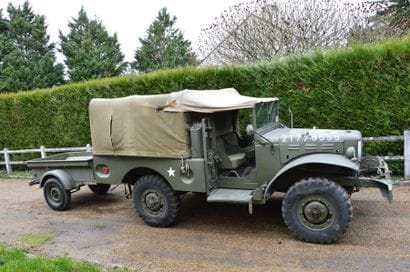 1942 DODGE WC51 AVEC REMORQUE 
Châssis n°...