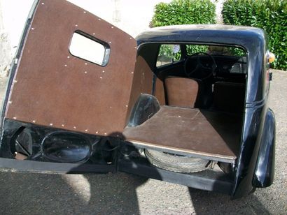 1939 SIMCA 5 CAMIONNETTE 
Châssis n° 27102
Carte...