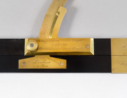 Rare double pied de roi en ébène et laiton....