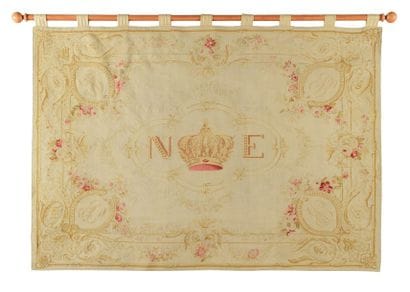 Tapisserie d'Aubusson aux chiffres de l'Empereur...