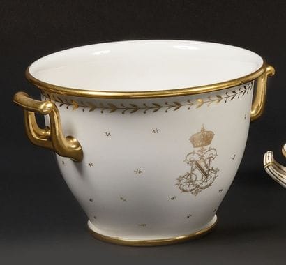 SÈVRES
Service dit des Princes Seau à bouteille...