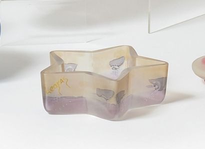 LEGRAS Cendrier pentragramme en verre givré...