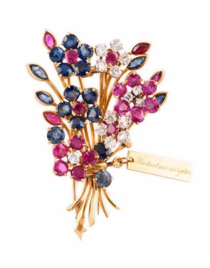VAN CLEEF AND ARPELS, RAVISSANTE BROCHE CLIP...