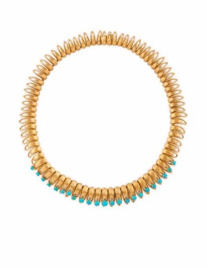 COLLIER en or jaune serti d'une succession...