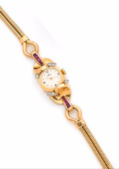 OMEGA MONTRE DE DAME en or jaune, le boitier...