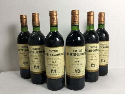 6 Blle Château MALARTIC LAGRAVIERE (Graves)...