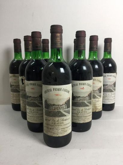 10 Blle Château PIQUE CAILLOU (Graves) 1982...