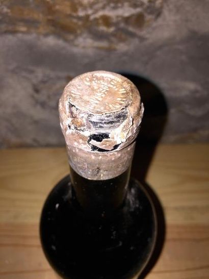 1 Blle Château HAUT BRION (Graves) 1928 -...