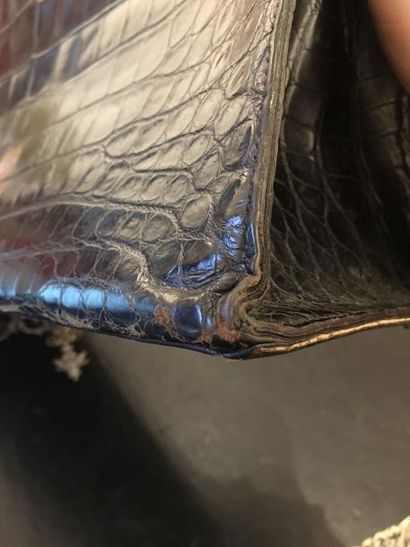 HERMES PARIS Sac Kelly 32cm en crocodile...