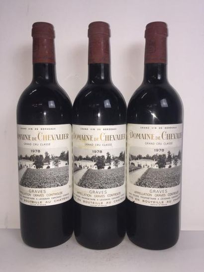 3 Blle Château DOMAINE DE CHEVALIER (Graves)...