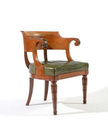 Fauteuil de bureau en acajou et placage d'acajou,...