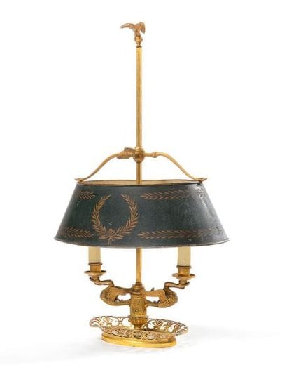 Lampe bouillotte à deux bras de lumières...