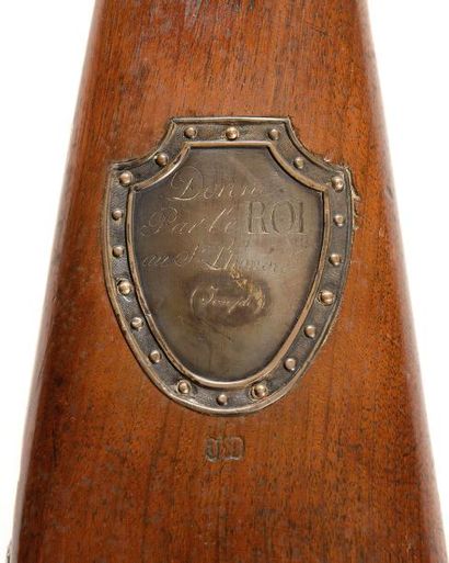 Fusil de récompense « Donné par le Roi »...