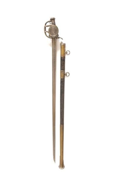 Sabre de récompense « Donné par le Roi »...