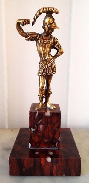 
ECOLE ITALIENNE XIXème siècle


Homme casqué


Bronze...