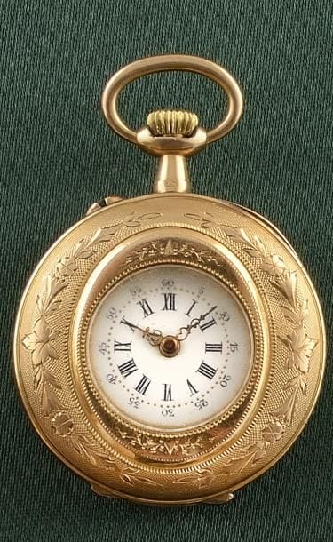 trois montres de col

A mouvements mécaniques.

N°1...