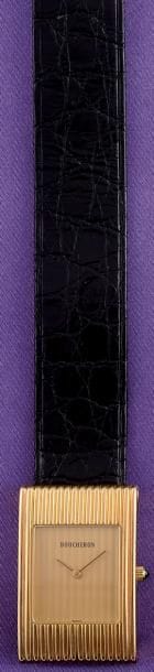 BOUCHERON

Reflet

Vers 2000

Montre de ville

en...