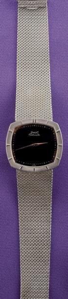 PIAGET

Vers 1970

Montre de ville

en or...