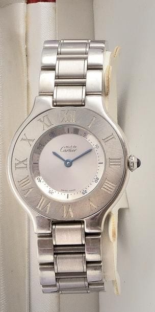 CARTIER

Must 21 Réf 1330

Vers 2000

Montre...