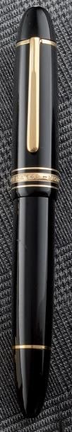 152

MONT-BLANC

MEISTERSTUCK n°149

Stylo...