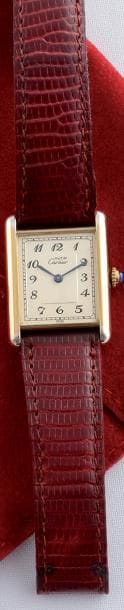 CARTIER TANK

vers 1990

Montre de dame

en...