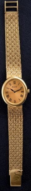 PIAGET

vers 1980

Montre de ville

en or...