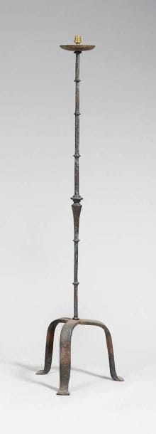 TRAVAIL DES ANNEES 1960 Lampadaire dans le...