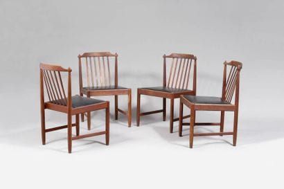 BREOX Editeur, Suède Suite de quatre chaises...