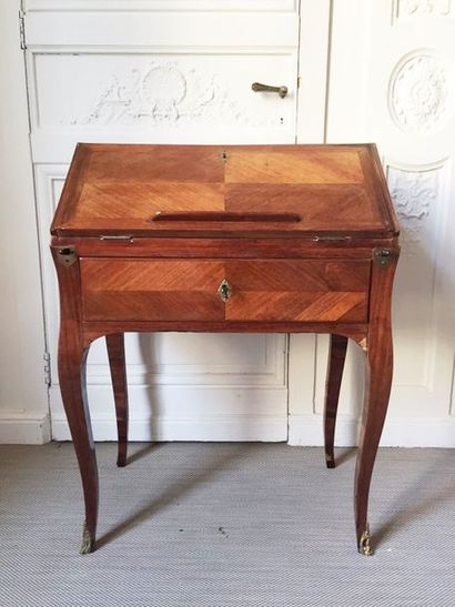 BUREAU DE PENTE en placage d'amarante toutes...
