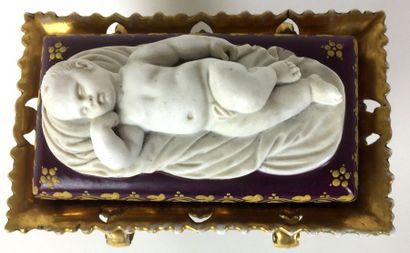 JACOB PETIT. Encrier en porcelaine de Paris...
