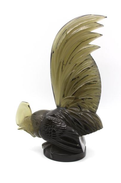 Renée LALIQUE (1860-1945)

«  Coq Nain »

En...