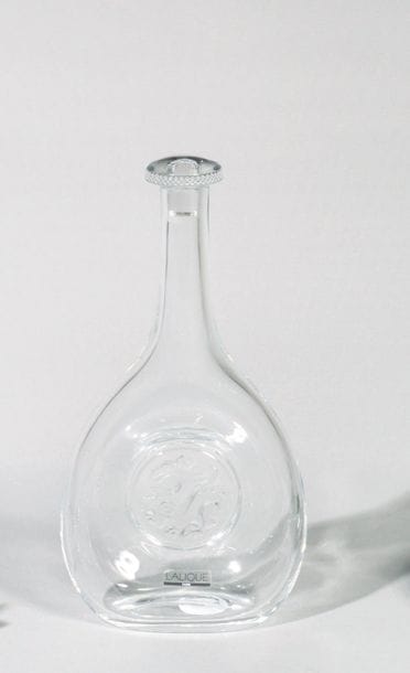 LALIQUE FRANCE Carafe pirifome et son bouchon...
