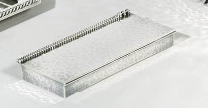 JEAN DESPRÈS (1889-1980) Boîte rectangulaire...