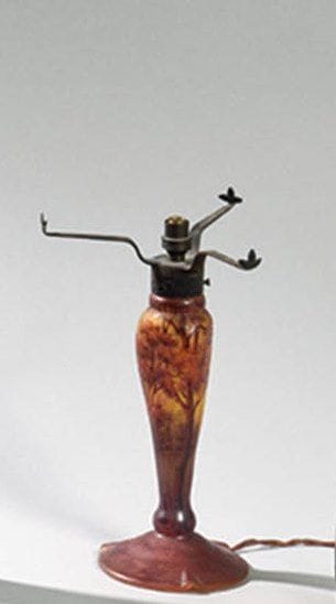 DAUM NANCY Pied de lampe balustre à trois...