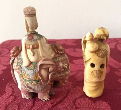 JAPON Netsuke en ivoire et tabatière en ivoire...