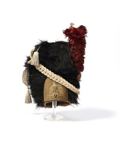 Bonnet à poil de grenadier du 2eme régiment...