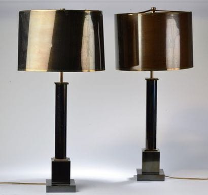 Maison CHARLES.
Paire de lampes en métal...