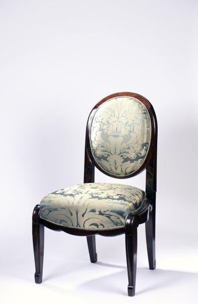 Louis SÜE (1875-1968) André MARE (1885-1932).
Chaise...