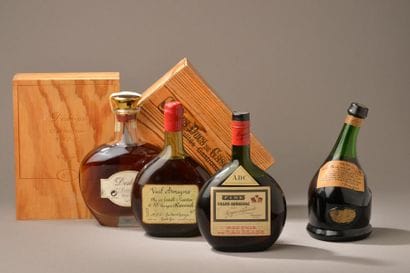 4 bouteilles ARMAGNAC (Saint-Vivant, Ducs...