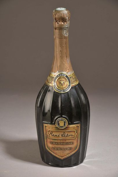 1 bottle CHAMPAGNE 