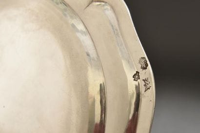 Circular dish with five contours enhanced...