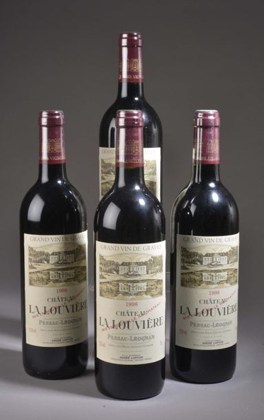 4 bottles Château LA LOUVIÈRE, Pessac-Léognan...