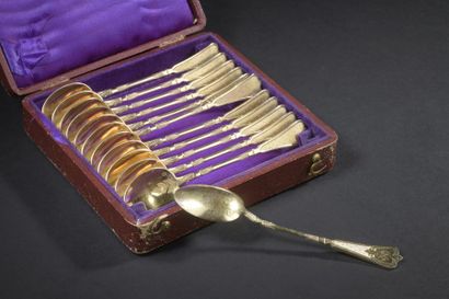 Twelve teaspoons in vermeil, the spatula...