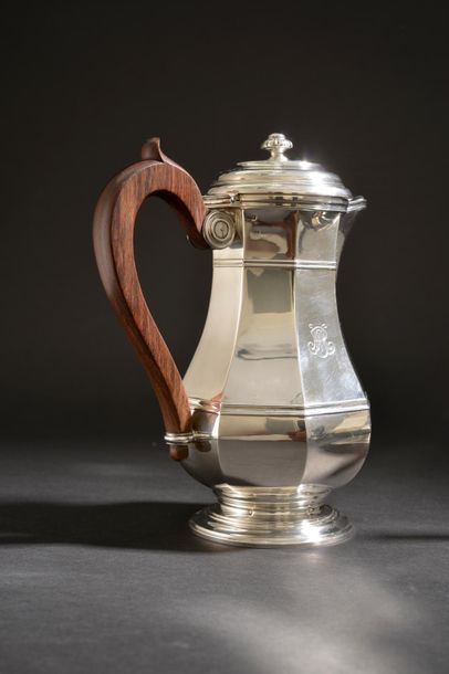 Tea and coffee set in plain silver with a...