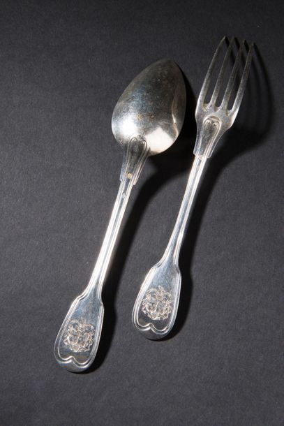 Eighteen forks and fifteen spoons in silver,...