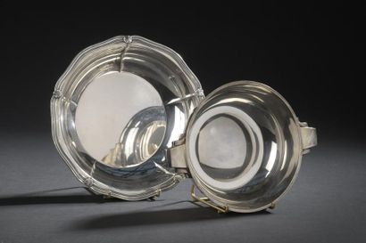 Set in silver including: 
- bowl with five...
