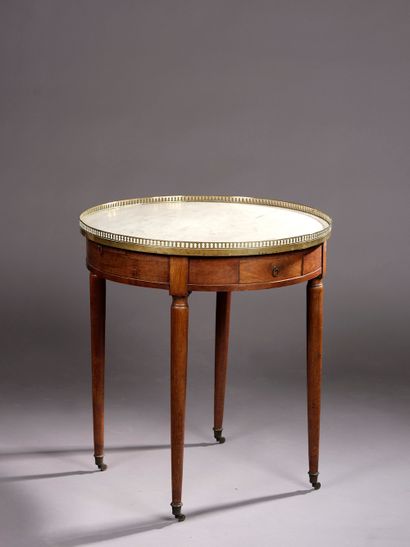 Mahogany and mahogany veneer kettle table...