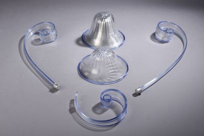 VERONESE.

Lustre en verre soufflé de Murano...