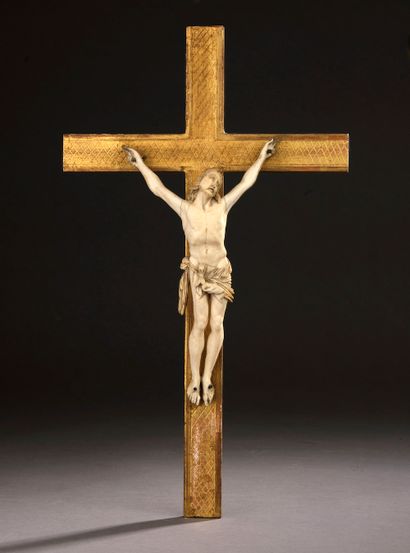 Christ en ivoire (elephantidae spp) sculpté...
